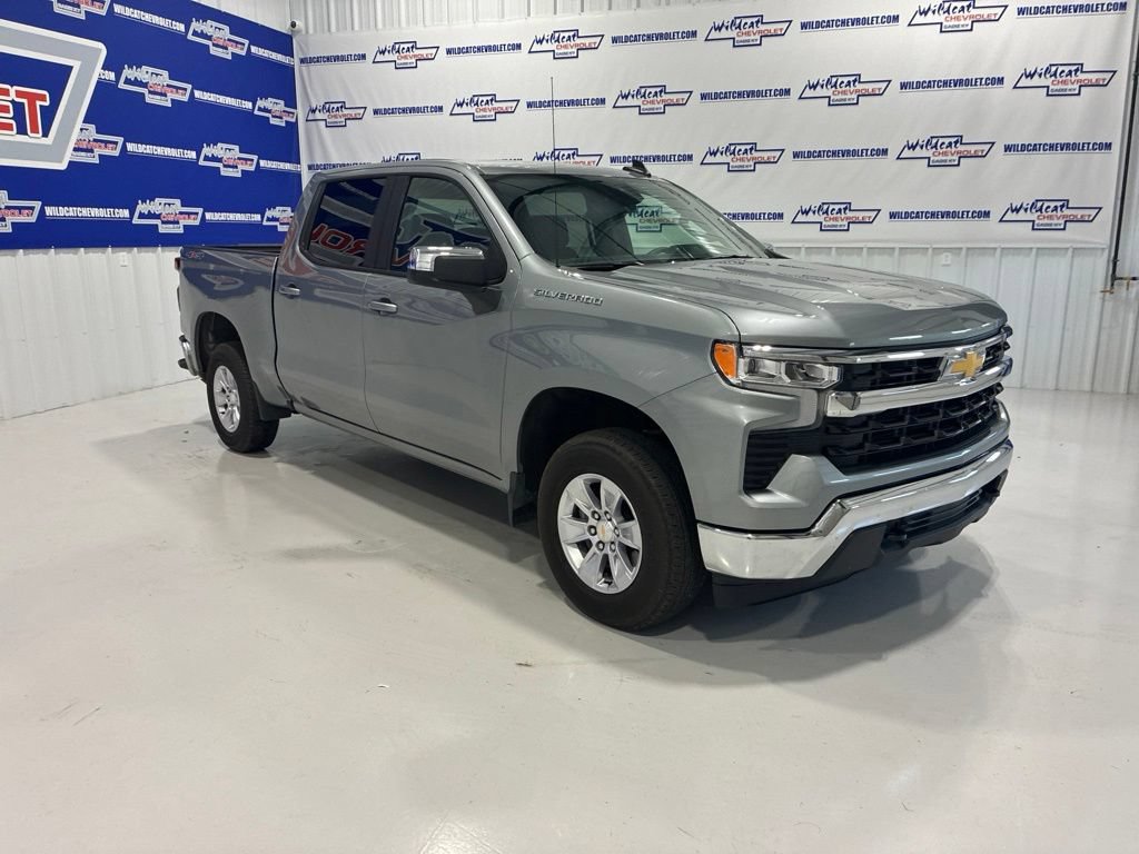 Used 2026 Chevrolet Silverado 1500 LT AWD/4WD image 11