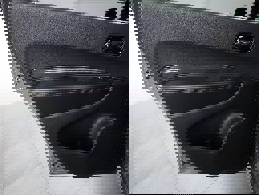 Used 2022 Dodge Durango R/T w/ Trailer Tow Group IV image 28