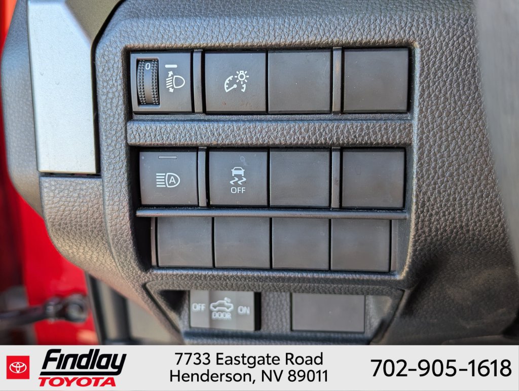 Certified 2025 Toyota Tacoma SR5 AWD/4WD image 20