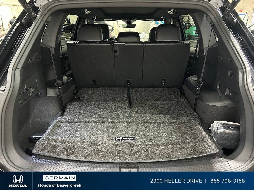 Used 2022 Volkswagen Tiguan SE R-Line FWD image 31