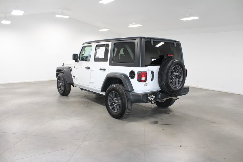 Used 2024 Jeep Wrangler Sport S image 7
