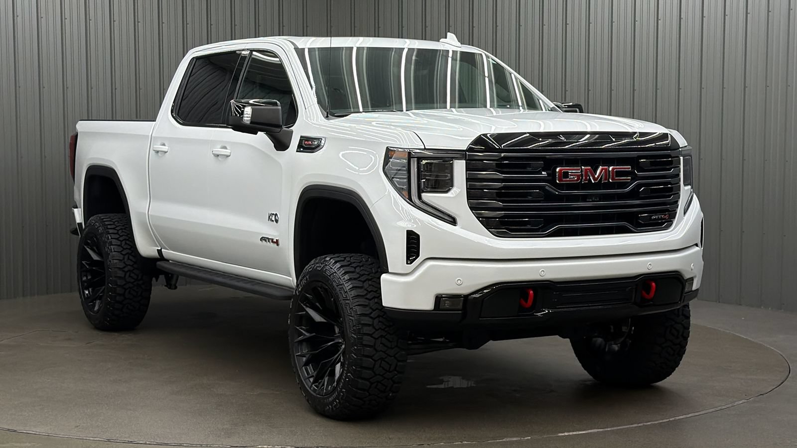 Used 2026 GMC Sierra 1500 AT4 w/ AT4 Premium Package AWD/4WD image 7