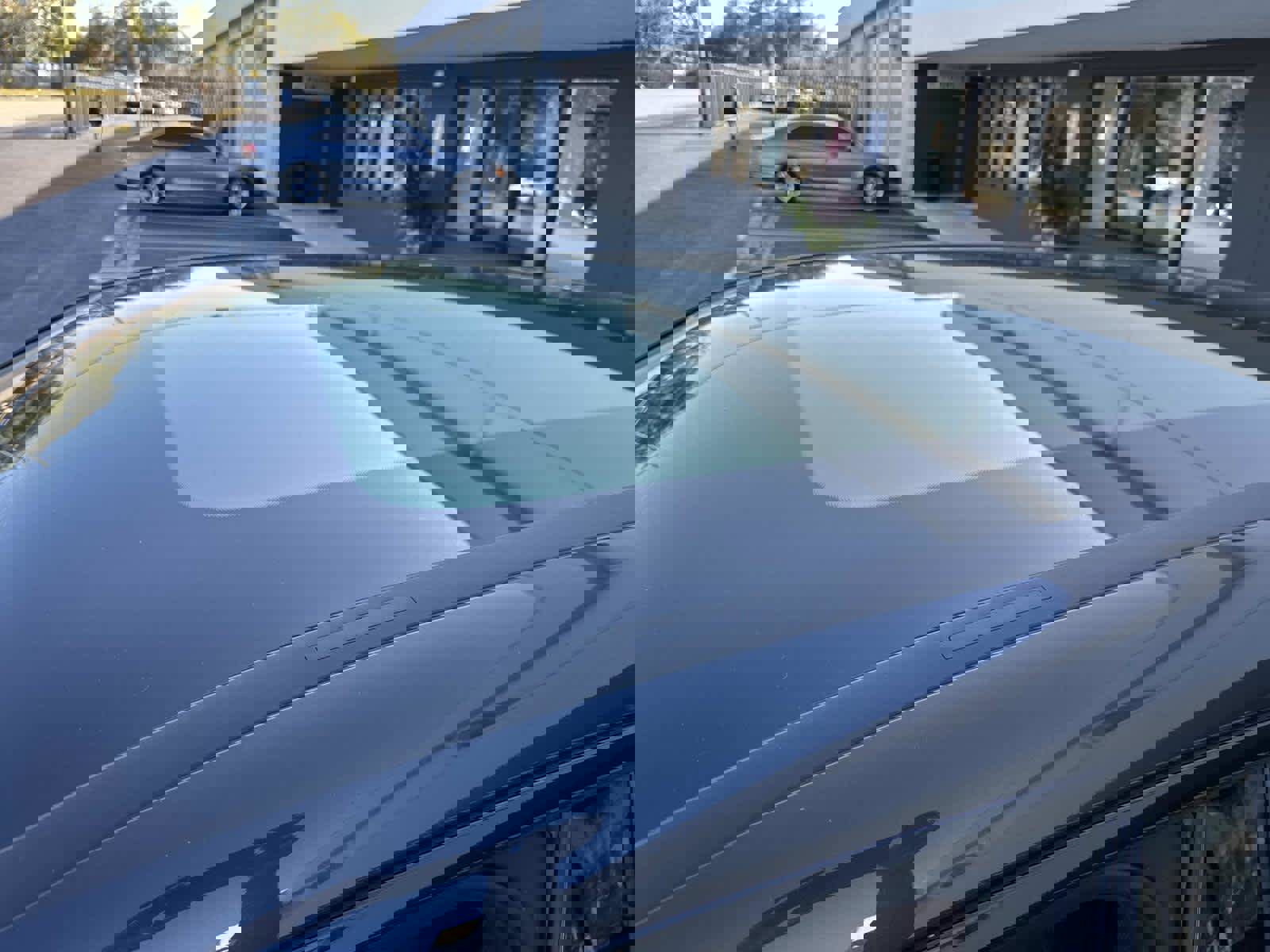 Certified 2025 BMW iX xDrive50 w/ Premium Package image 33