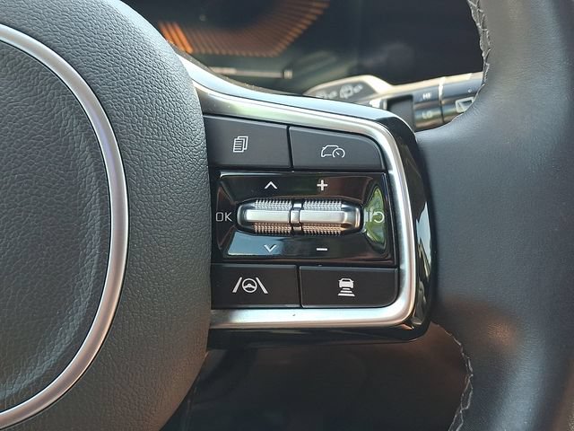 Certified 2025 Kia Sorento S AWD/4WD image 22