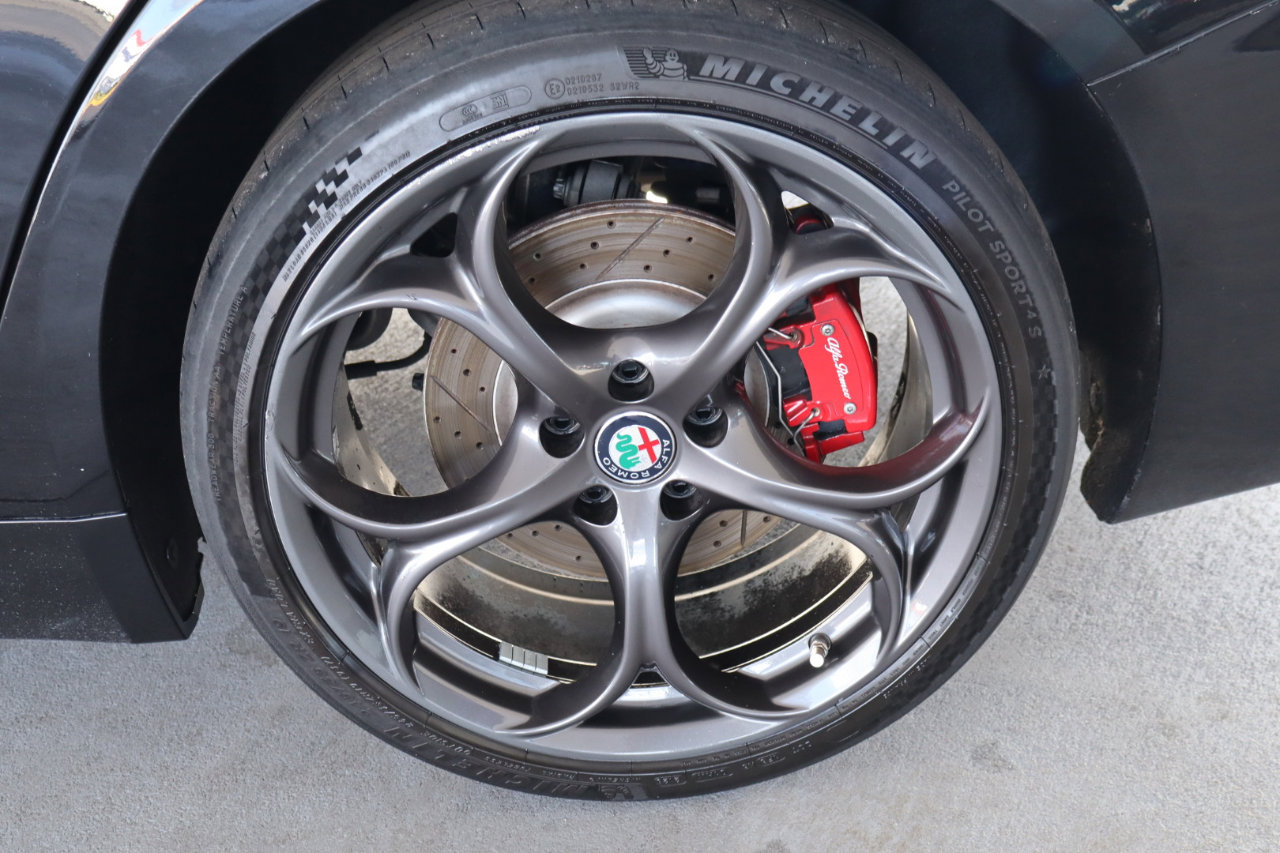 Used 2018 Alfa Romeo Giulia Ti Sport w/ Quick Order Package 22S Sport image 47