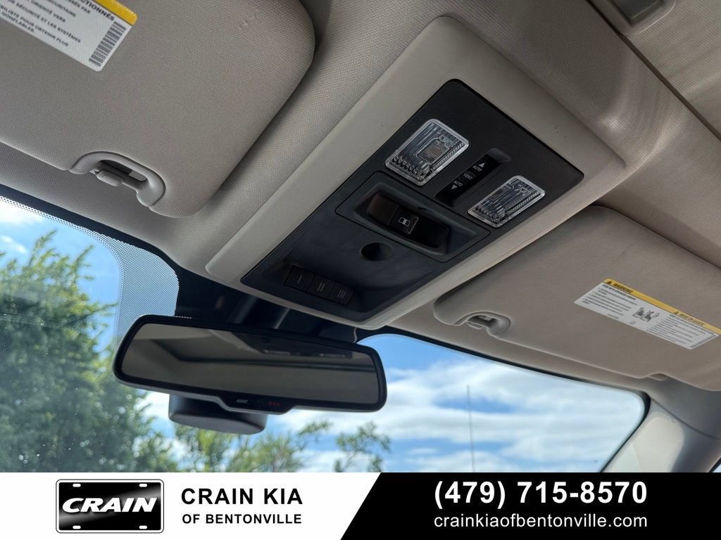 Used 2016 RAM 1500 Laramie w/ Convenience Group AWD/4WD image 19