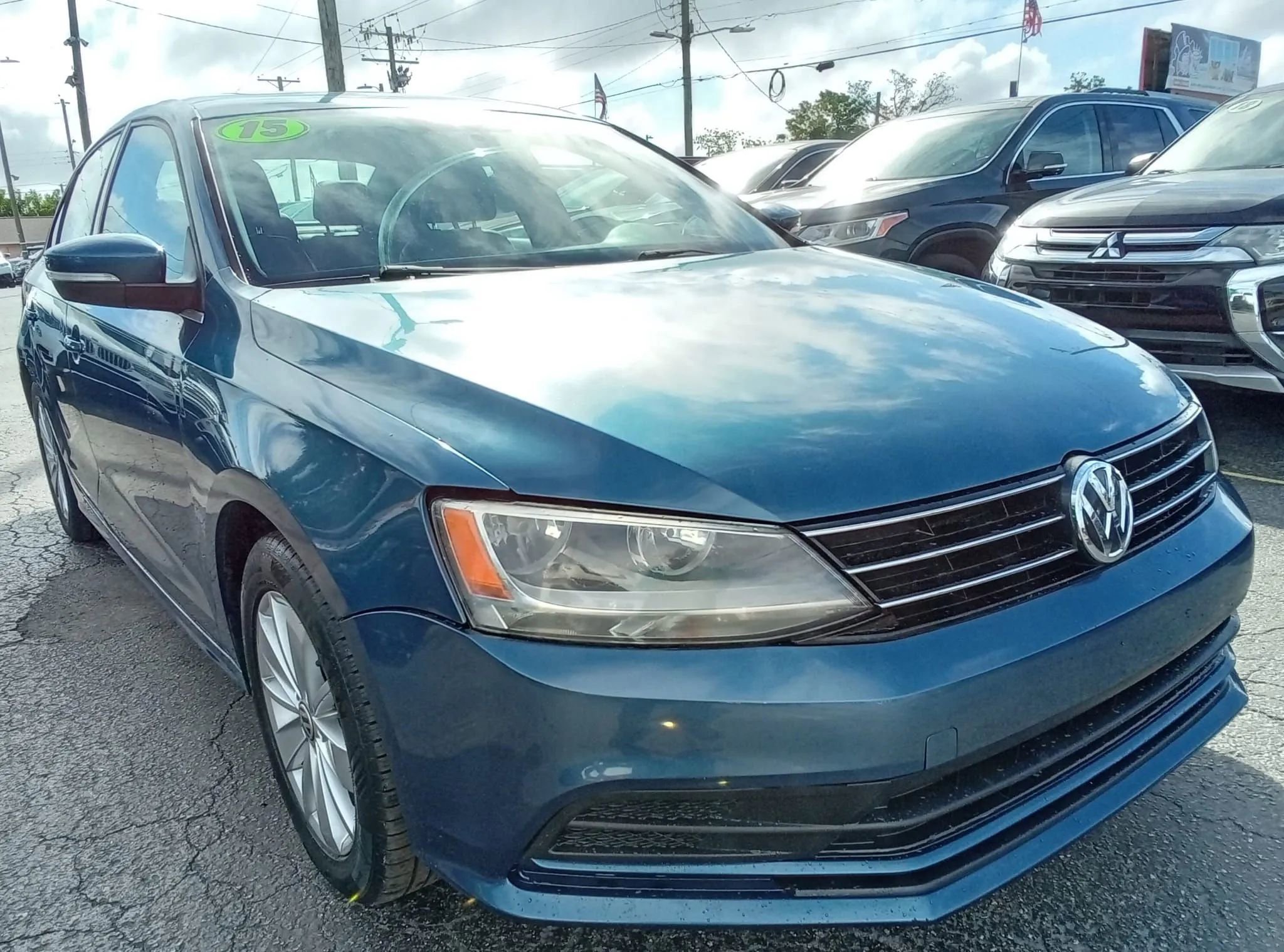 Used 2015 Volkswagen Jetta SE image 4