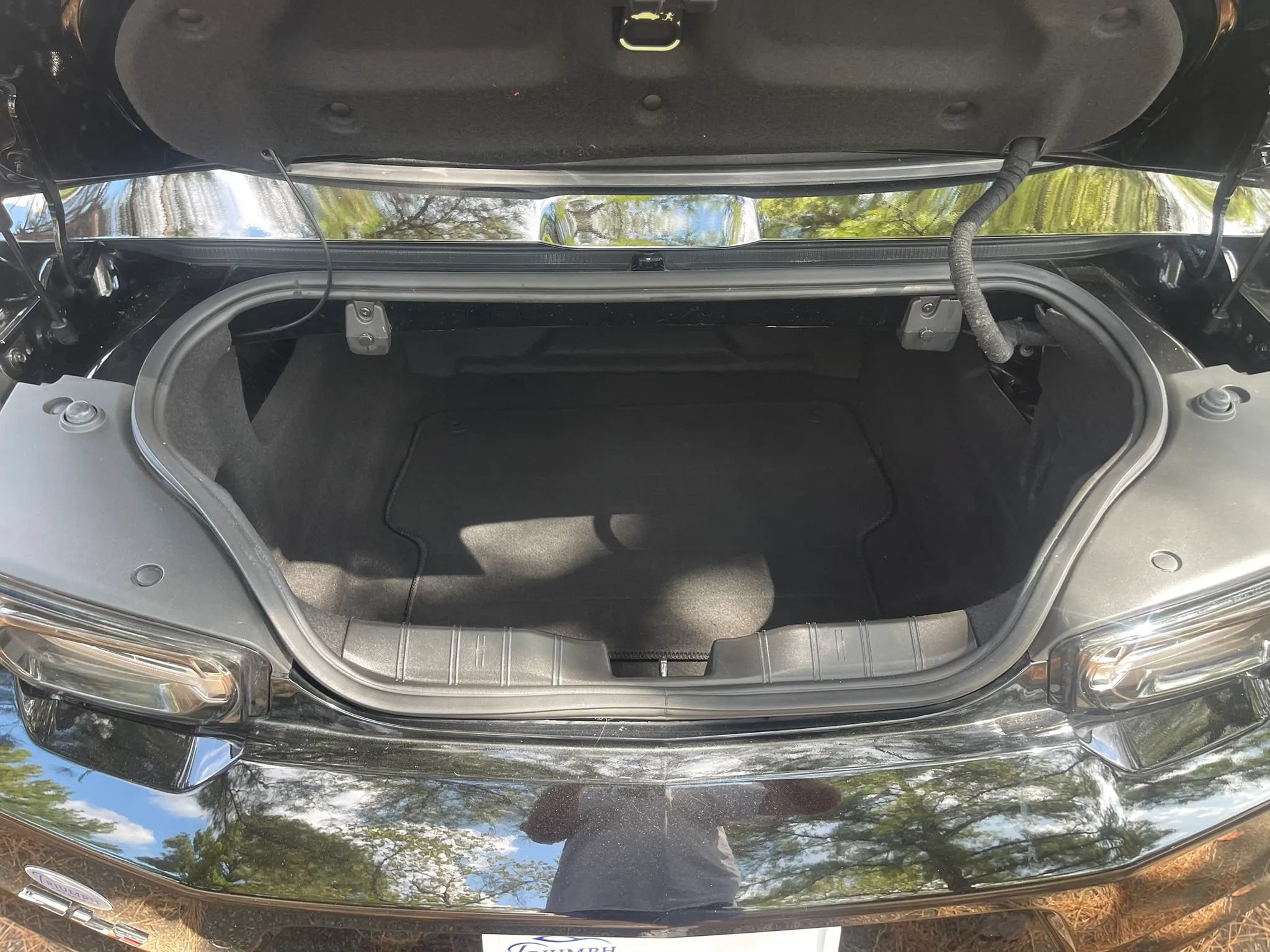 Used 2019 Chevrolet Camaro ZL1 RWD image 17
