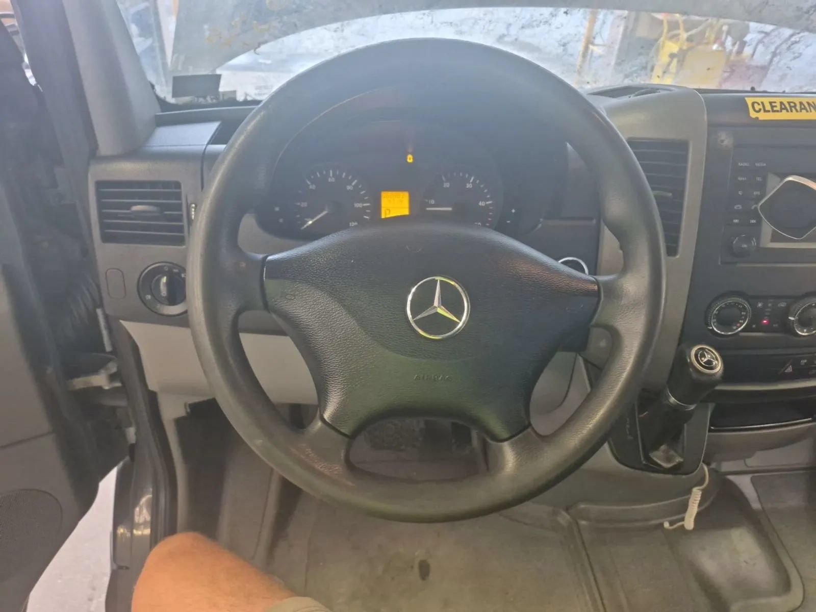 Used 2018 Mercedes-Benz Sprinter 2500 image 8