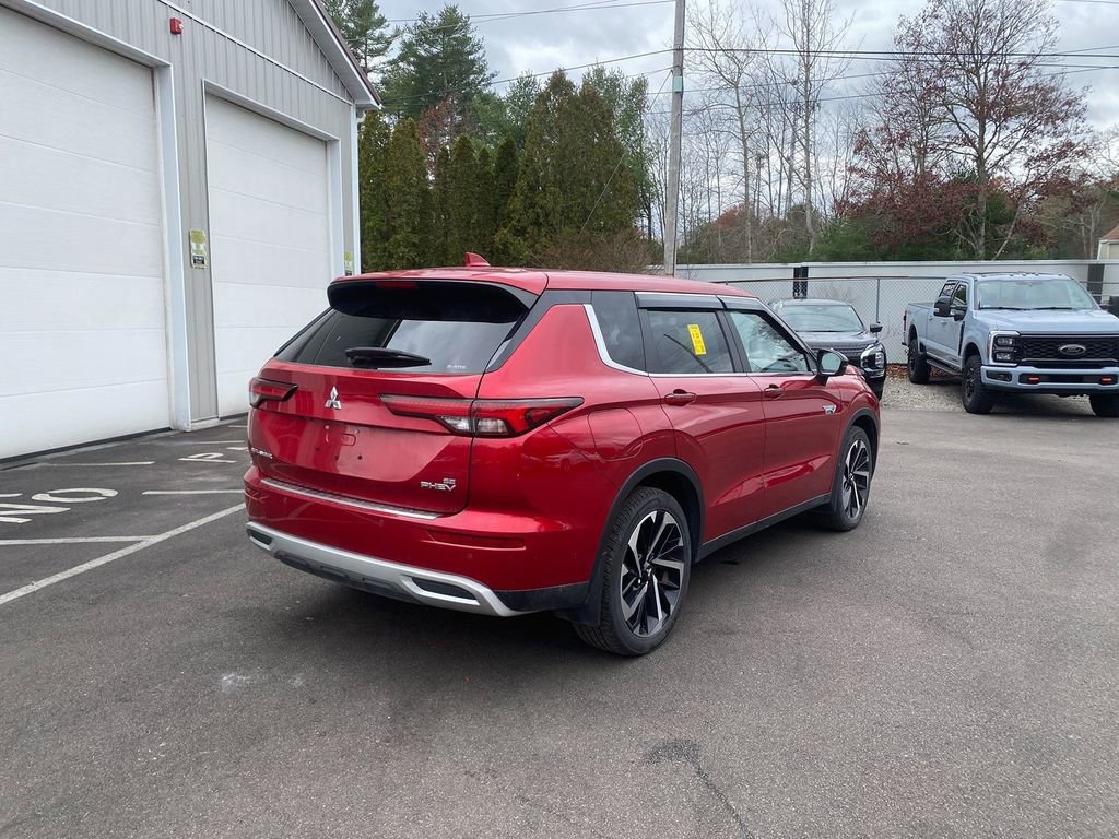 Used 2023 Mitsubishi Outlander SE image 5