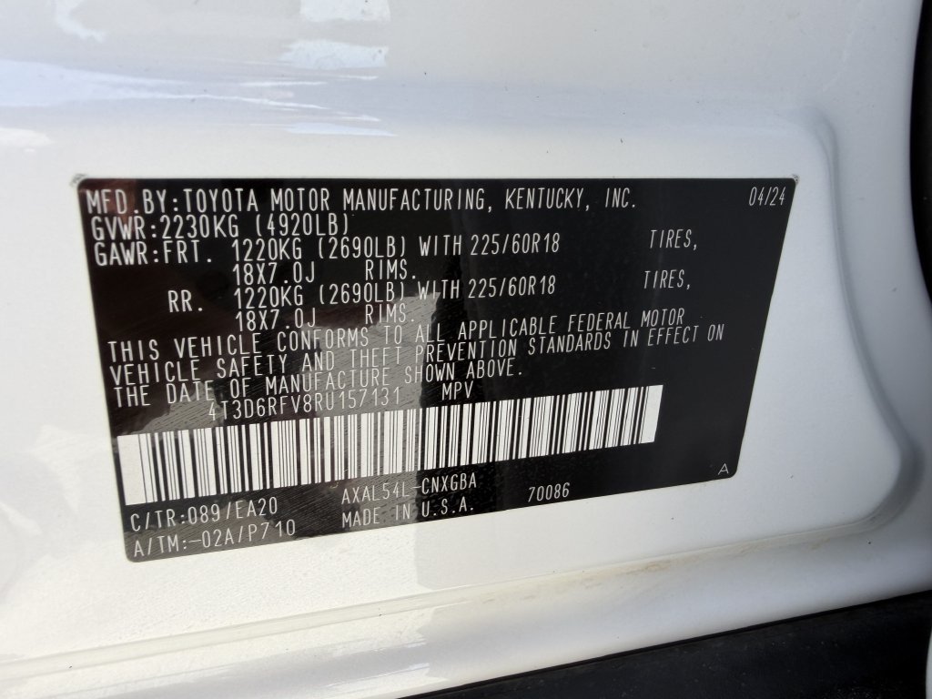 Used 2024 Toyota RAV4 Limited AWD/4WD image 32