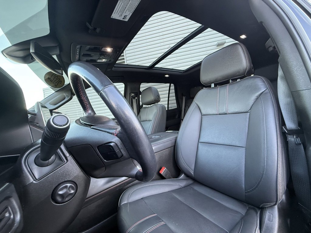 Used 2022 Chevrolet Tahoe RST w/ Luxury Package image 4