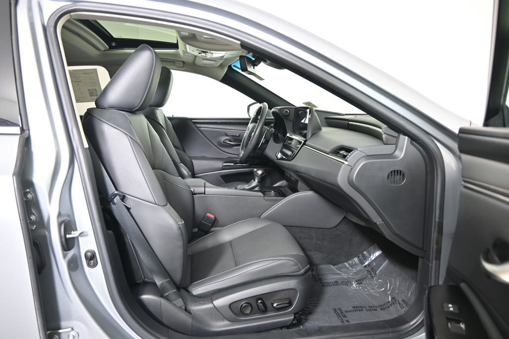 Used 2023 Lexus ES 350 w/ Premium Package FWD image 13