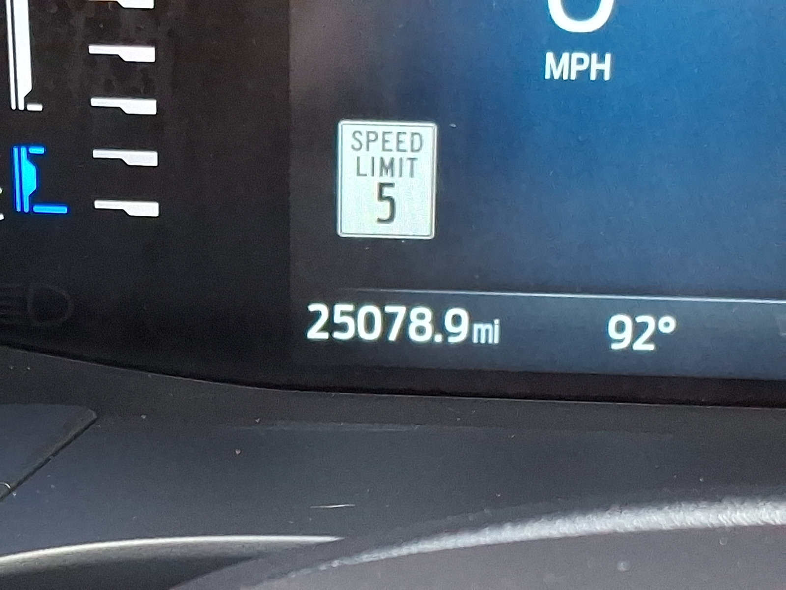 Certified 2023 Ford Escape ST-Line w/ Tech Pack #1 AWD/4WD image 21