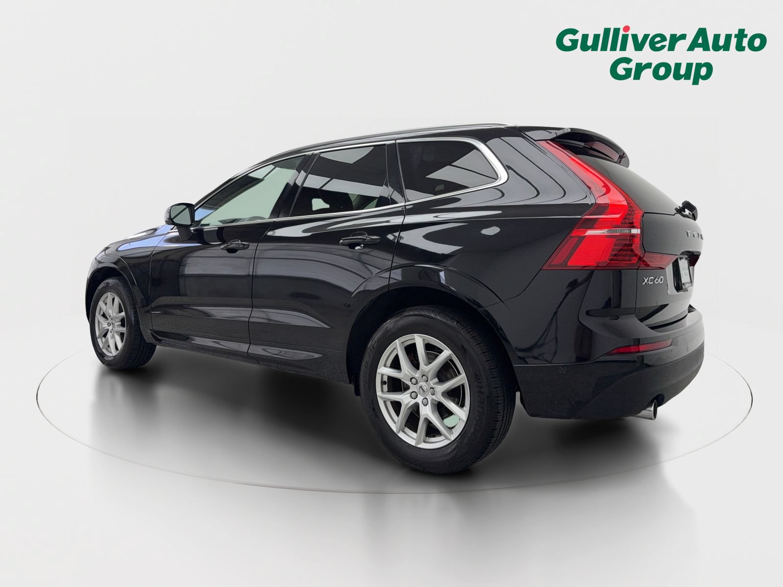 Used 2019 Volvo XC60 T5 Momentum w/ Premium Package AWD/4WD image 4