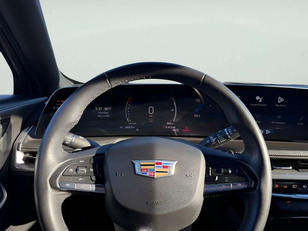 Used 2024 Cadillac XT4 Premium Luxury image 23