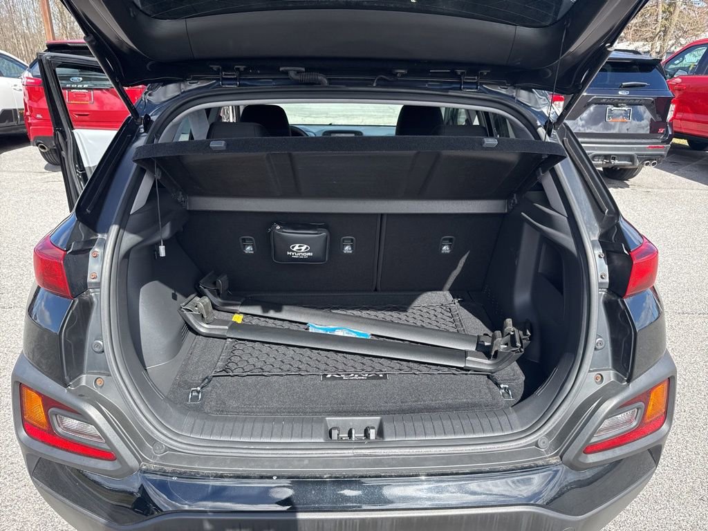 Used 2021 Hyundai Kona SEL w/ Cargo Package image 17