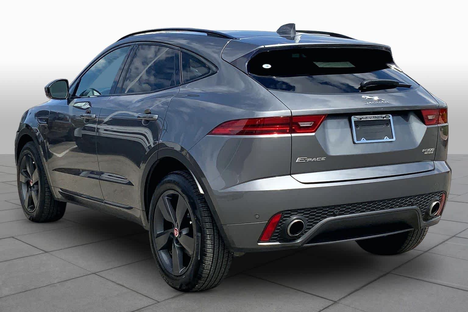 Used 2018 Jaguar E-PACE R-Dynamic SE AWD/4WD image 11