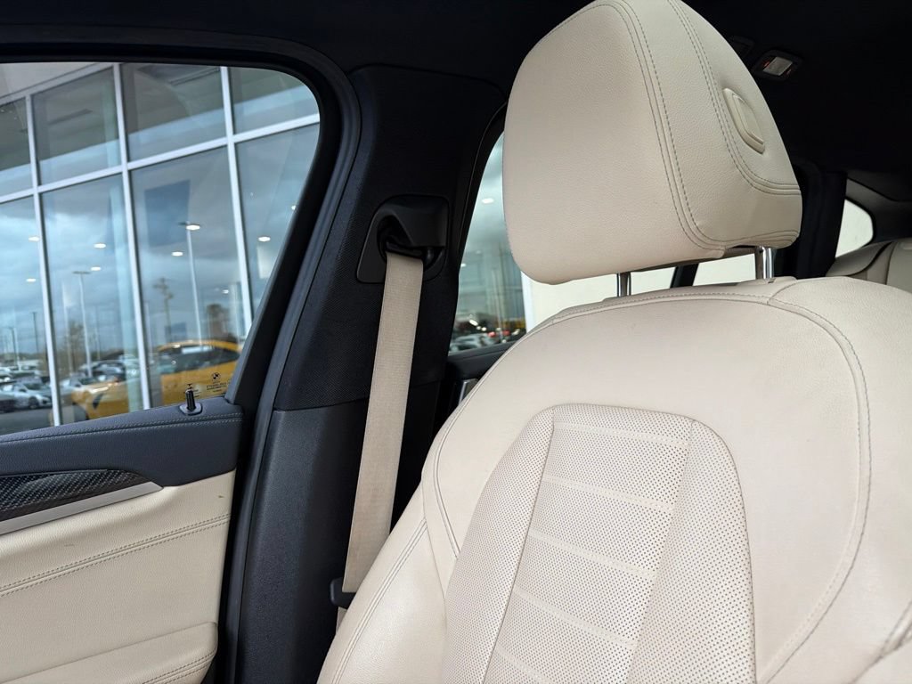 Used 2021 BMW X4 M40i w/ Executive Package AWD/4WD image 24