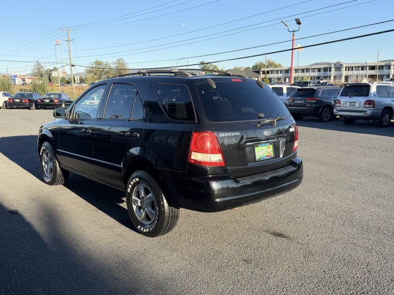 Used 2006 Kia Sorento 4WD image 8