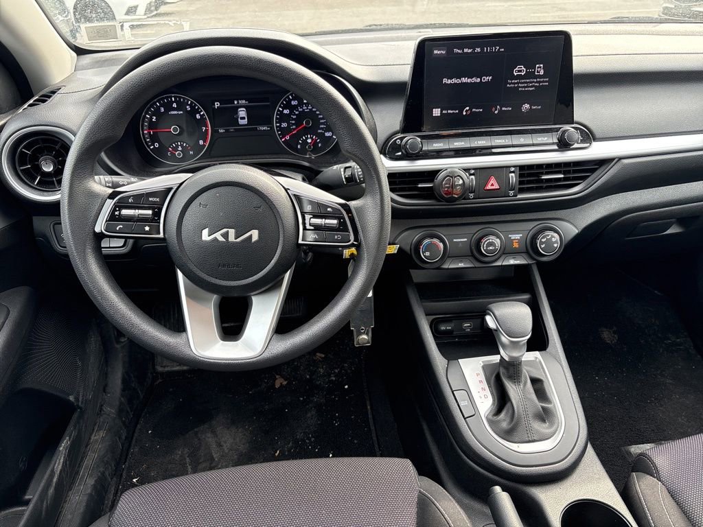Certified 2023 Kia Forte LXS image 13