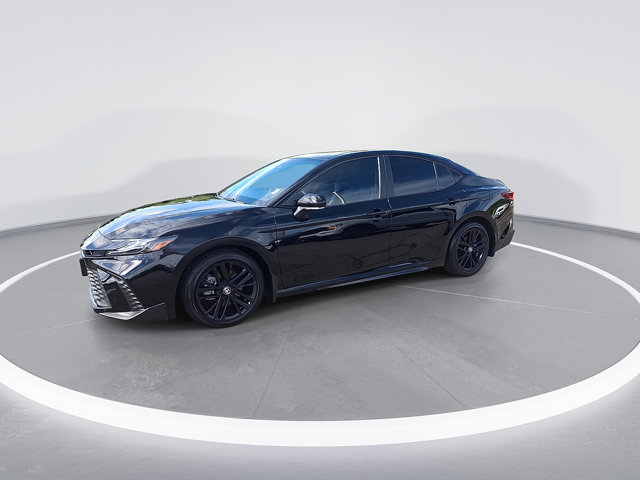 Used 2026 Toyota Camry SE w/ Multimedia Upgrade Package FWD image 5