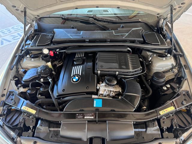 Used 2008 BMW 335i Convertible w/ Premium Pkg image 39