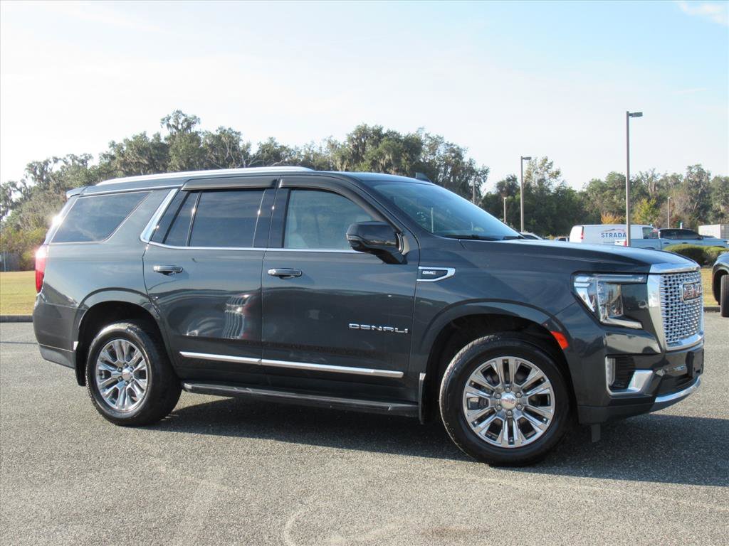 Used 2021 GMC Yukon Denali image 2