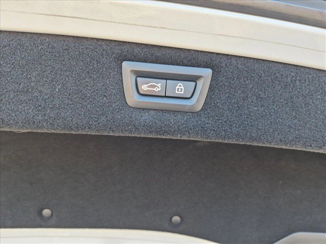 Used 2021 BMW 840i Coupe w/ M Sport Package RWD image 7