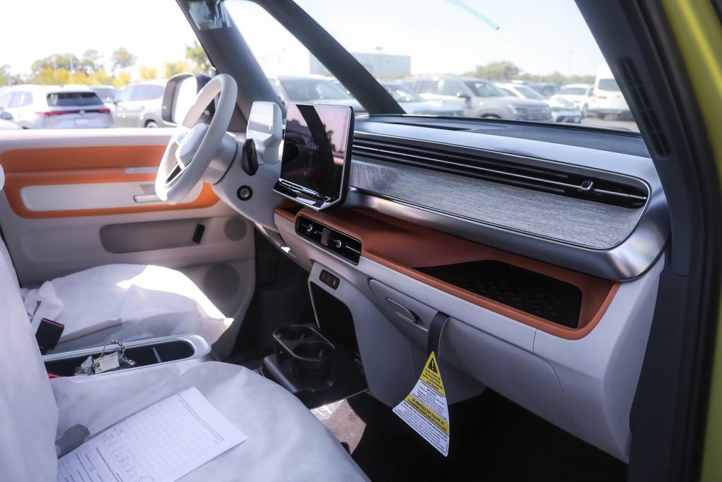 New 2025 Volkswagen ID. Buzz Pro S Plus image 35