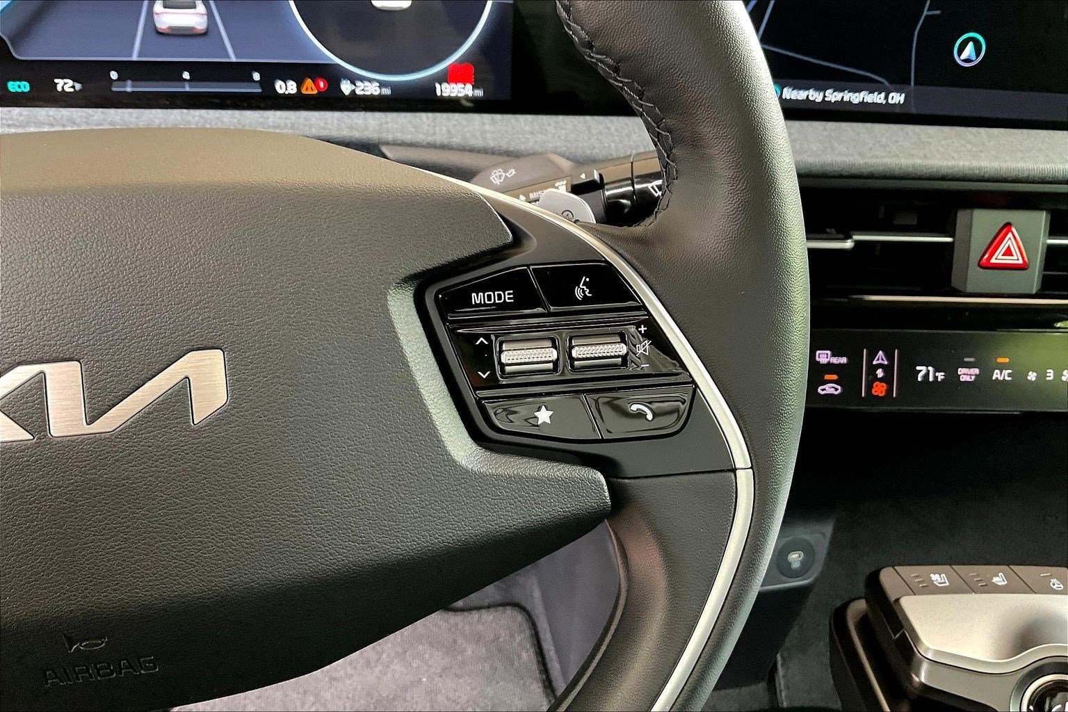 Used 2024 Kia EV6 Wind w/ Wind Technology Package AWD/4WD image 12