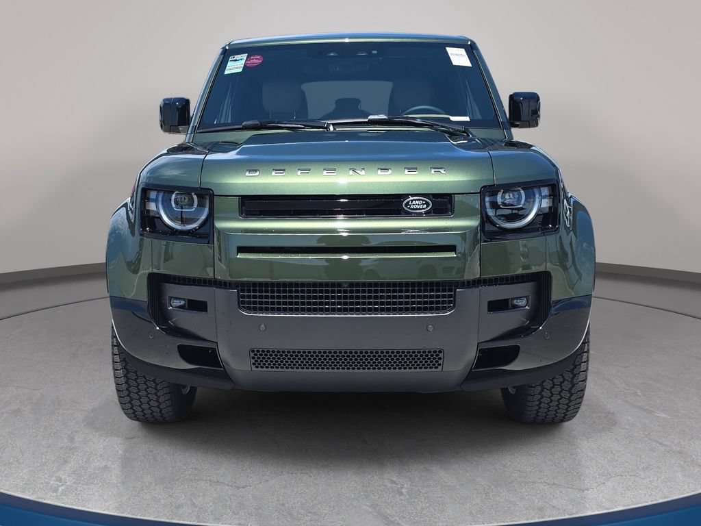New 2026 Land Rover Defender 110 X-Dynamic SE AWD/4WD image 2