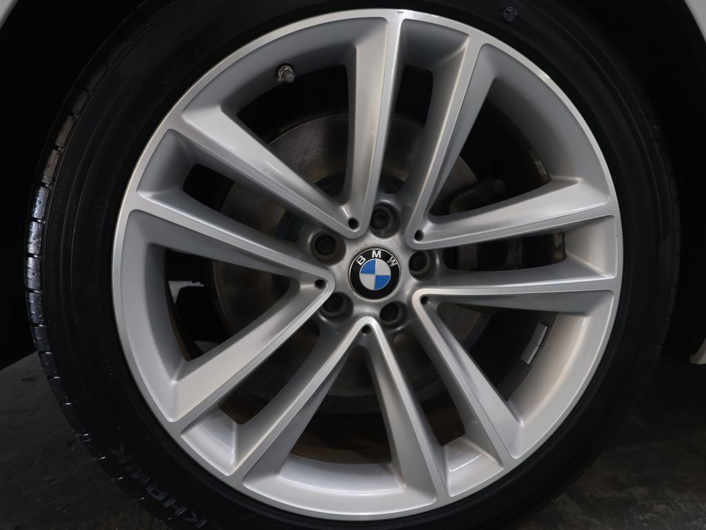 Used 2016 BMW 750i xDrive image 45