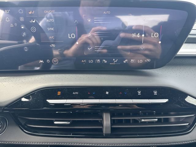 New 2026 Buick Enclave Avenir image 19