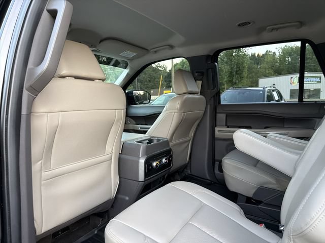 Used 2021 Ford Expedition XLT RWD image 12