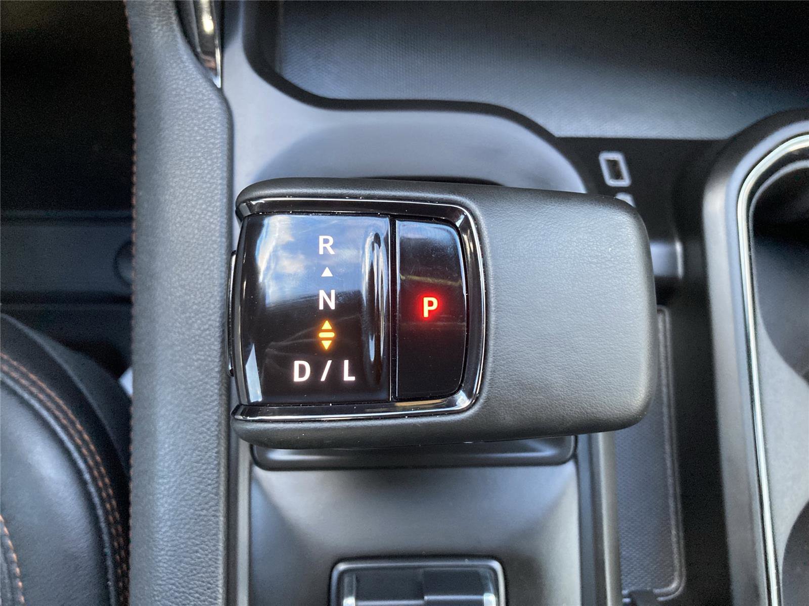 Used 2023 GMC Sierra 1500 AT4 w/ AT4 Premium Package image 18