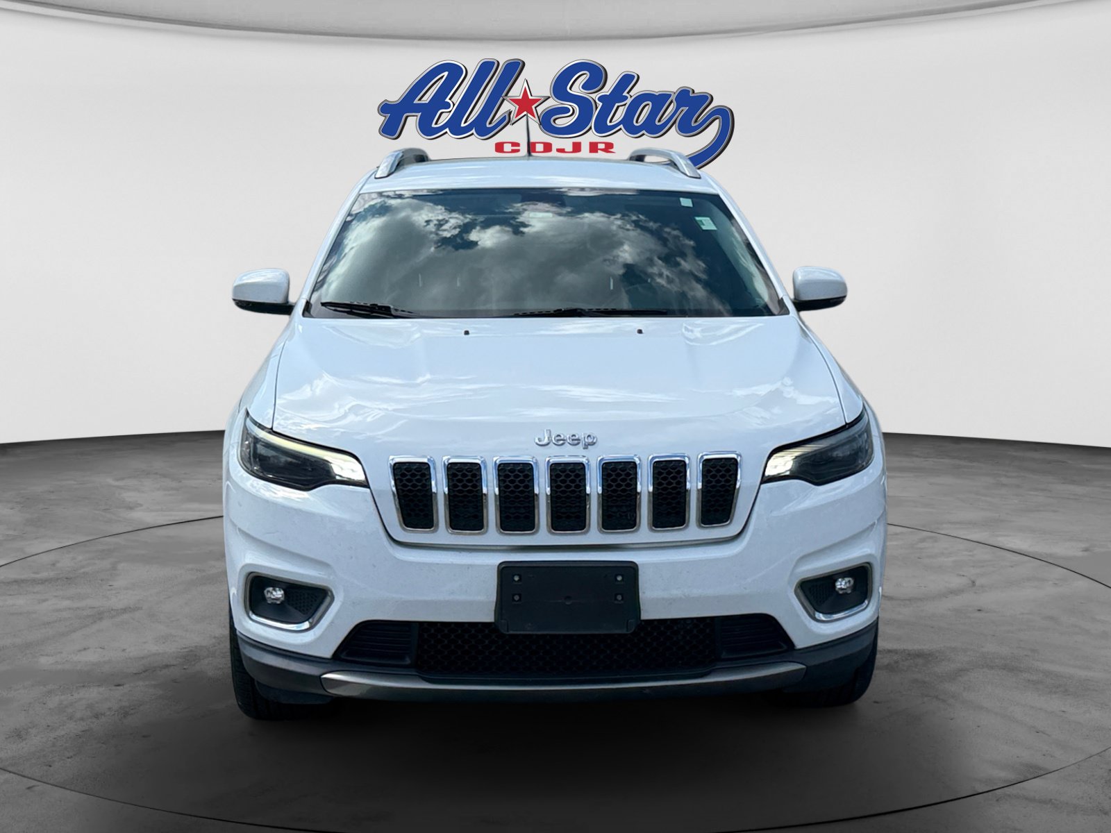 Used 2019 Jeep Cherokee Limited AWD/4WD image 2