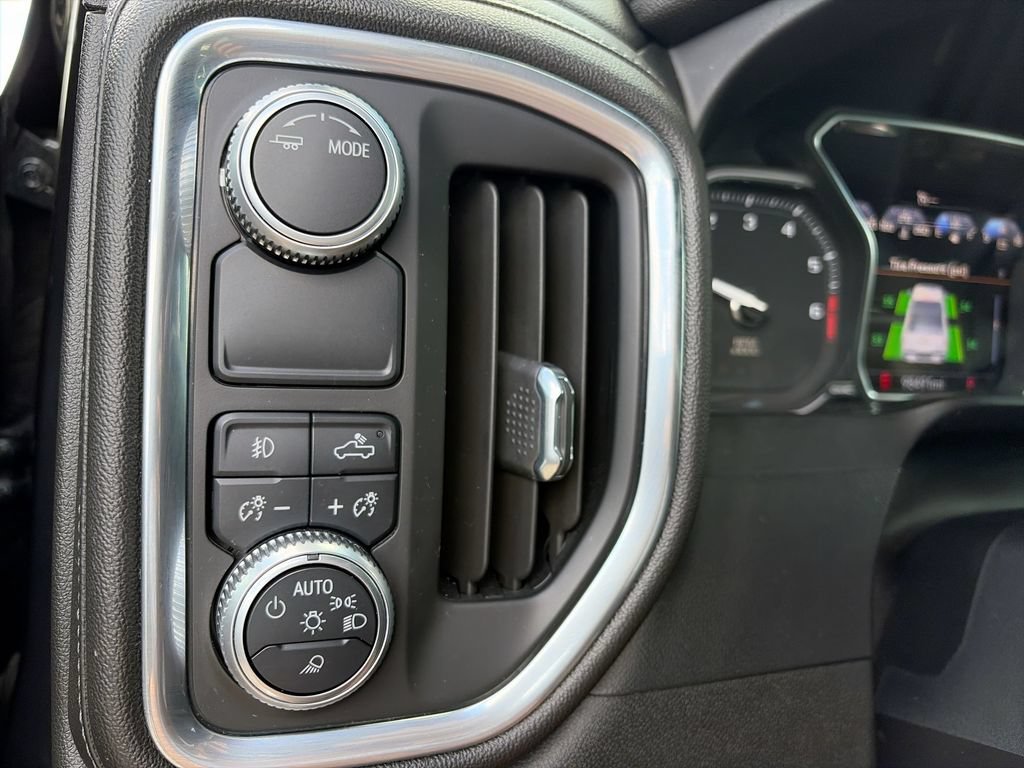 Used 2020 GMC Sierra 1500 Denali w/ Driver Alert Package II RWD image 25
