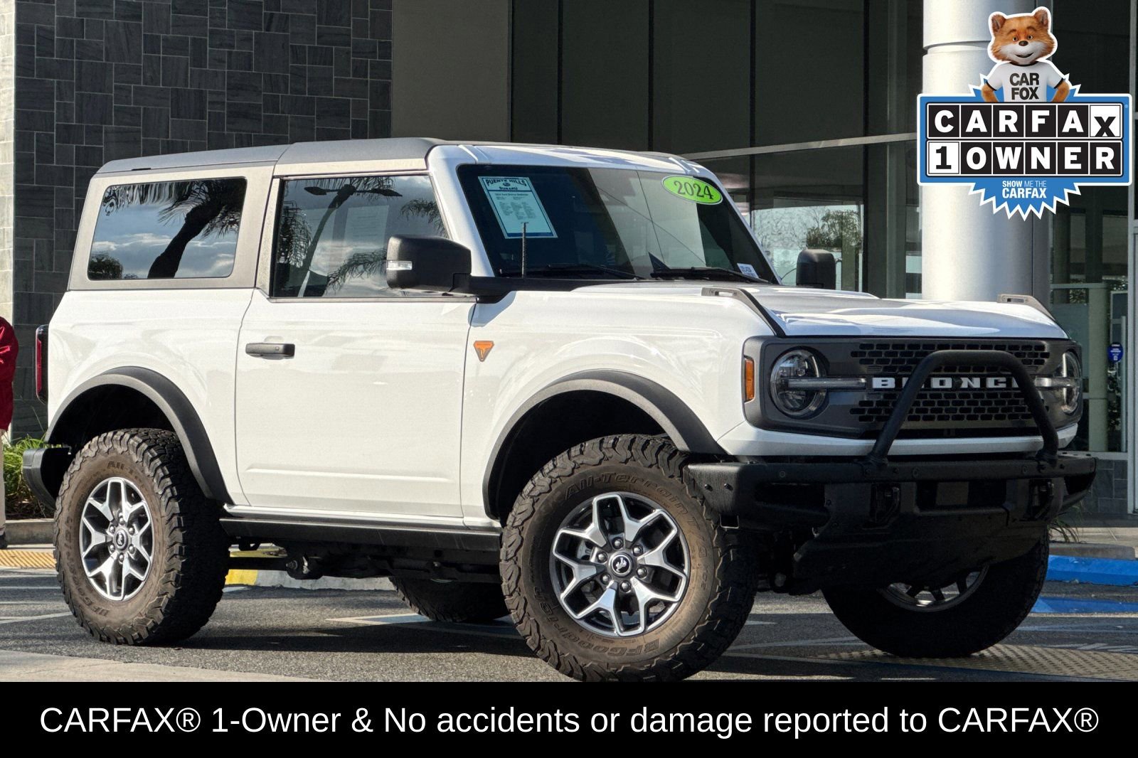 Used 2024 Ford Bronco Badlands image 2