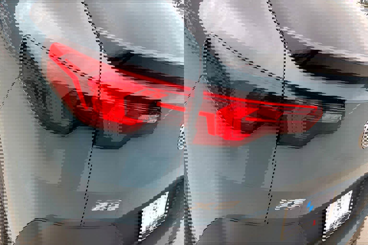 Certified 2025 BMW X2 xDrive28i image 28