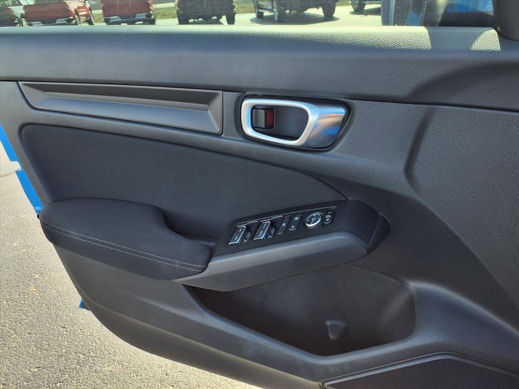 Used 2025 Honda Civic Sport image 17