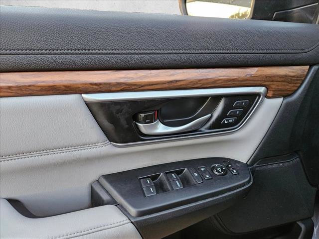 Used 2020 Honda CR-V Touring image 9