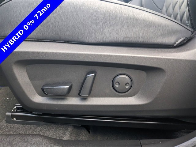 New 2025 Mitsubishi Outlander SEL image 24