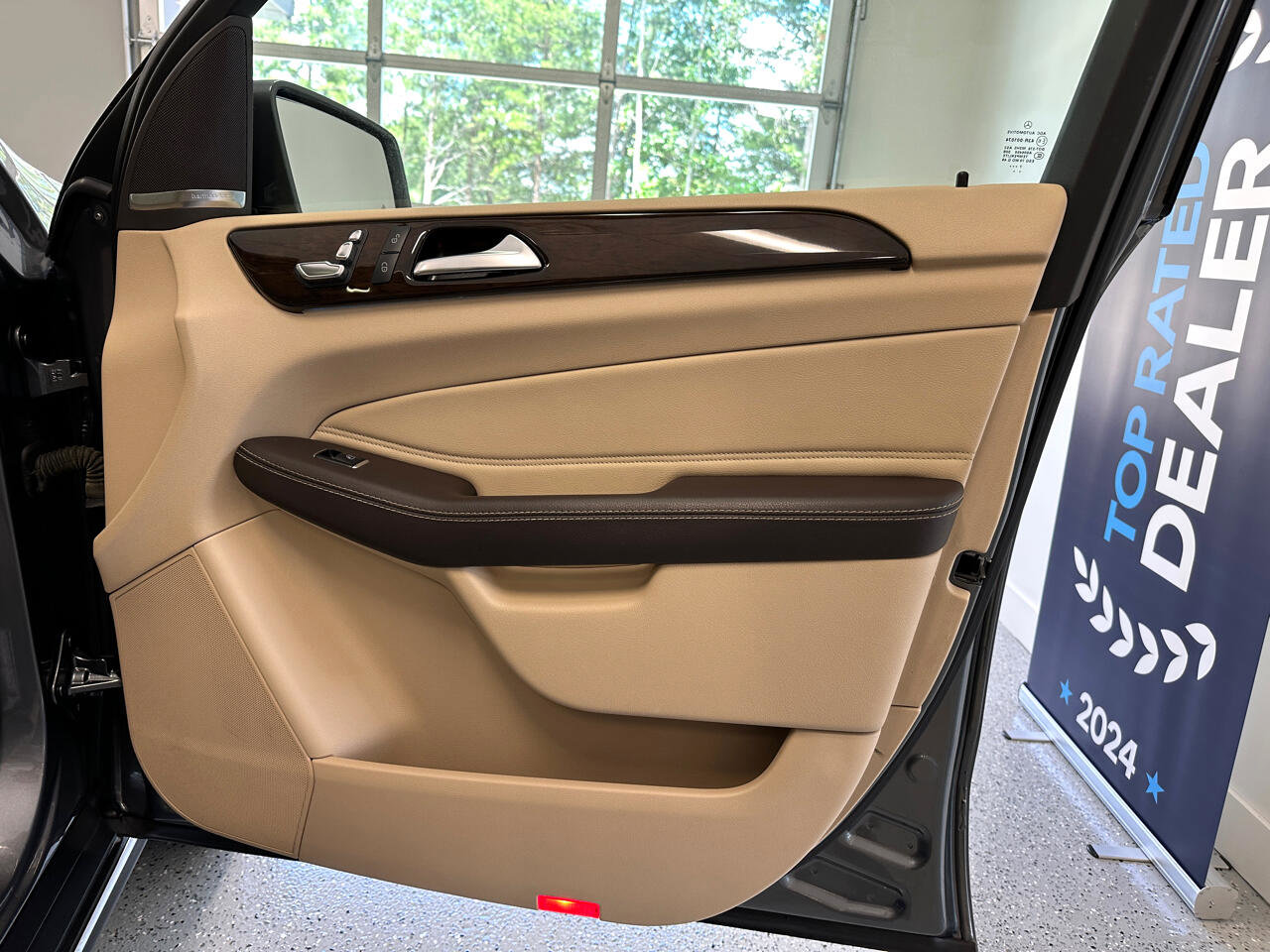 Used 2018 Mercedes-Benz GLE 350 4MATIC image 22