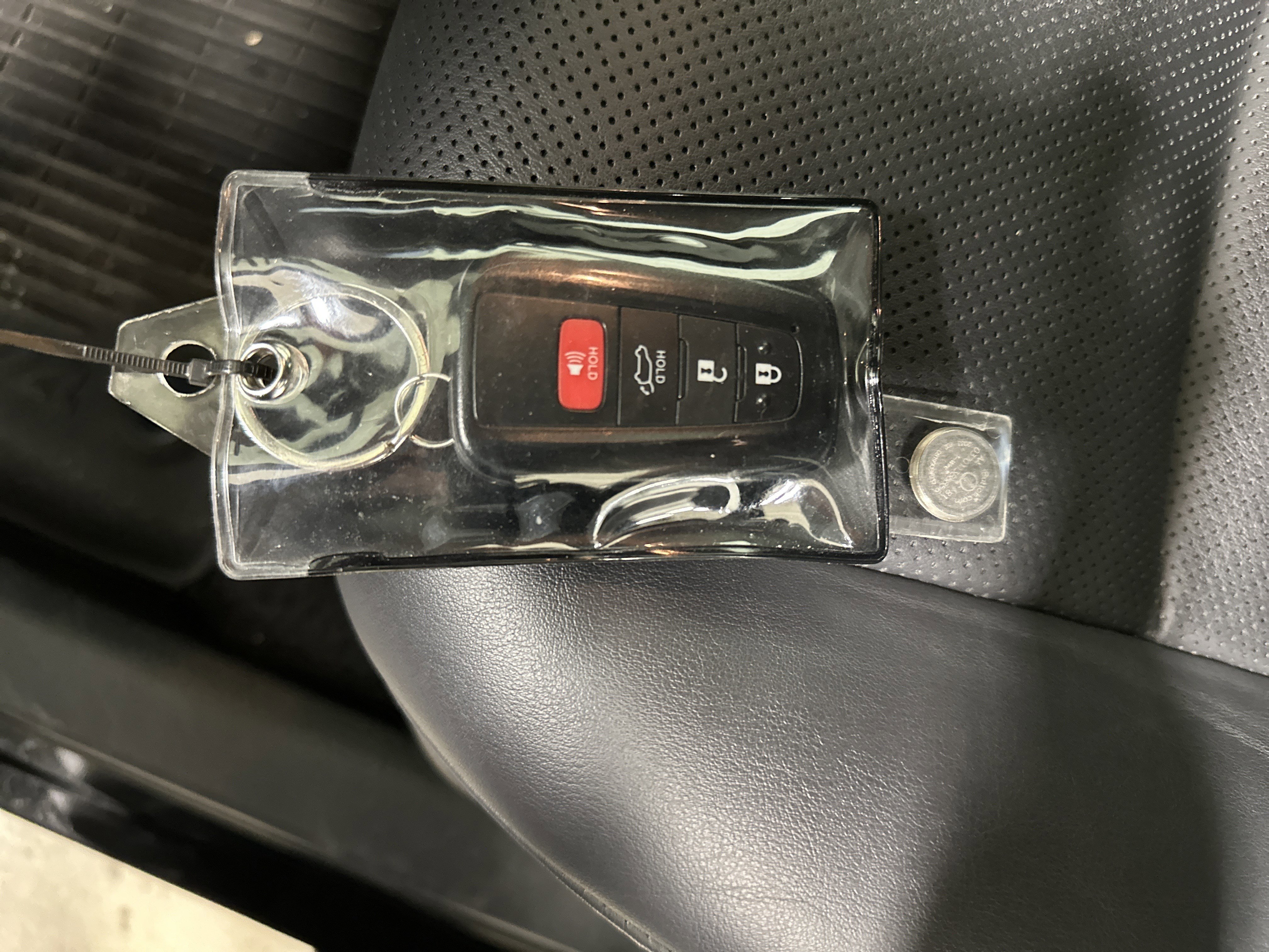 Used 2021 Toyota RAV4 Limited image 36