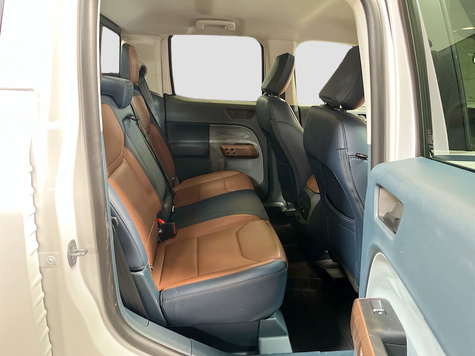 Used 2024 Ford Maverick Lariat w/ FX4 Off-Road Package AWD/4WD image 27