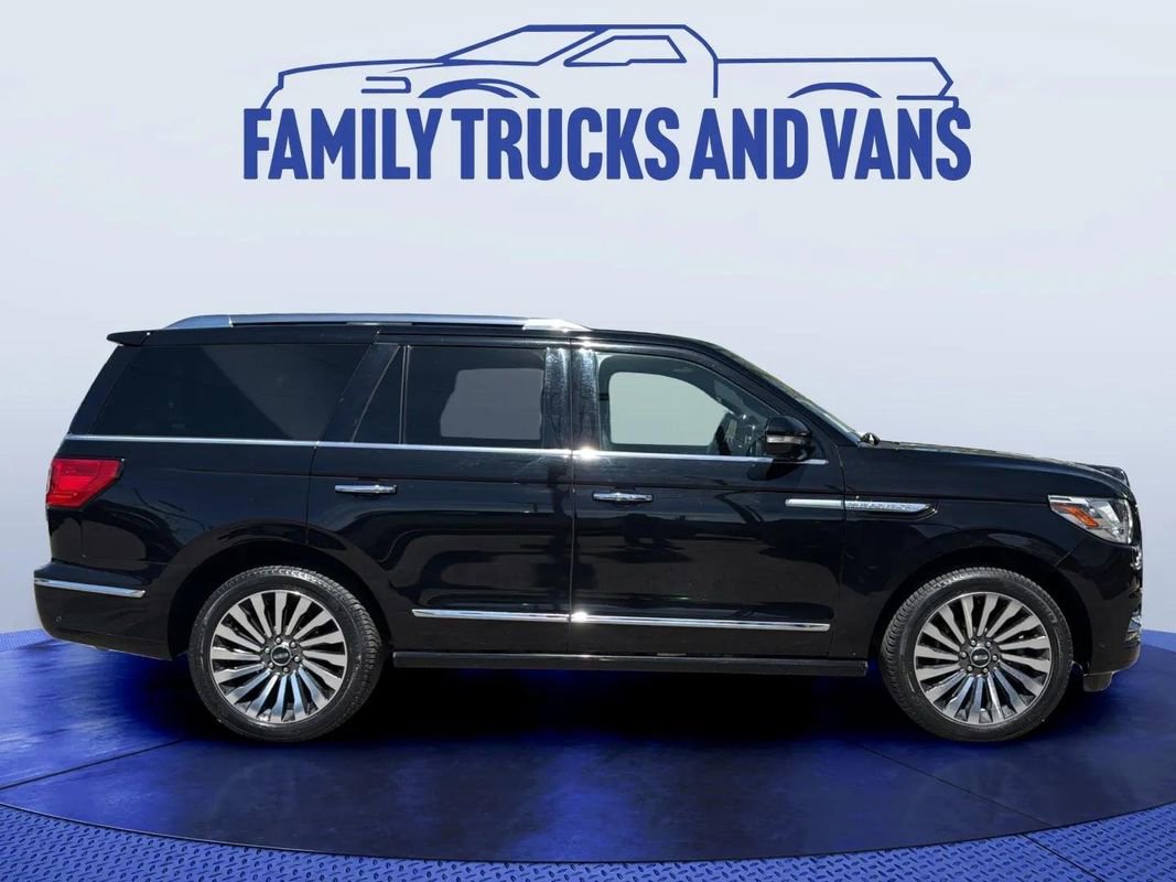 Used 2018 Lincoln Navigator Reserve w/ Technology Package image 6