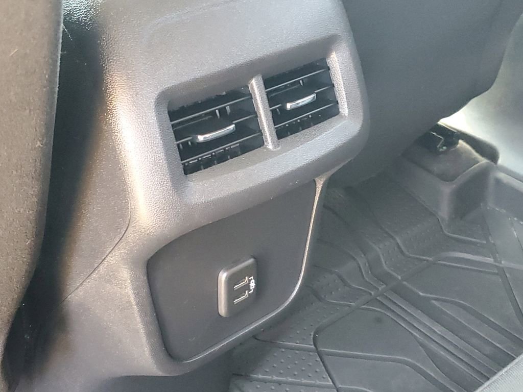 Certified 2023 Chevrolet Equinox LT AWD/4WD image 32