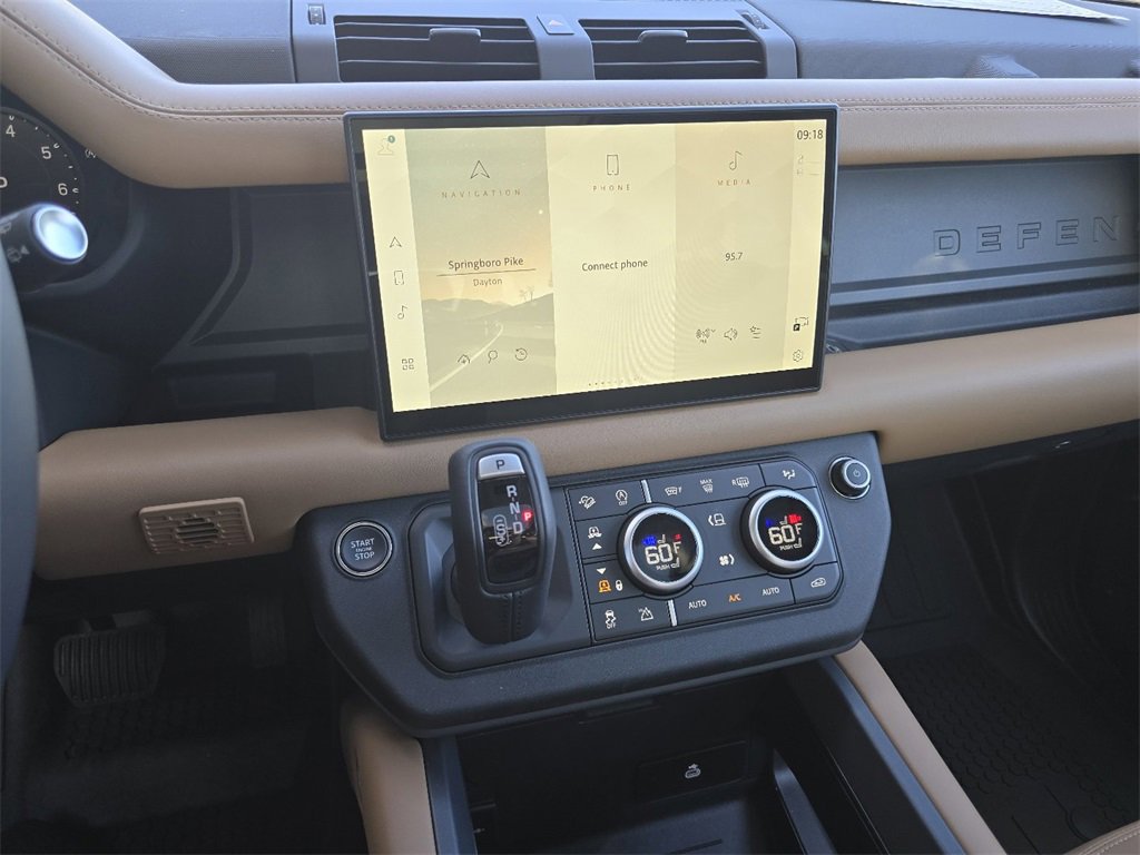 New 2025 Land Rover Defender 110 S image 42
