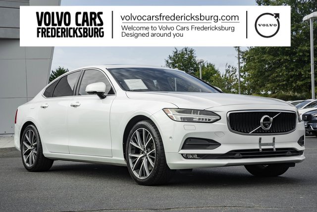 Used 2017 Volvo S90 T6 Momentum w/ Vision Package
